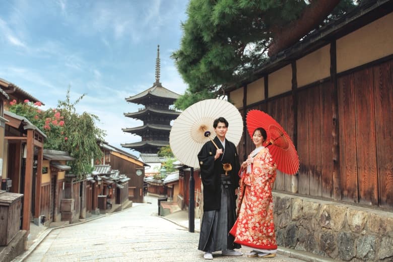 Yasaka Street photo wedding 1